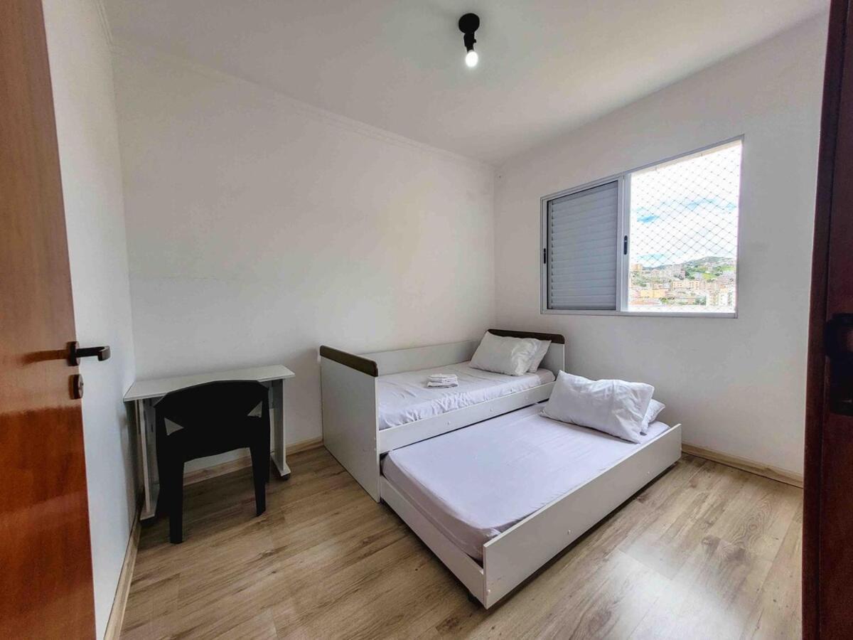 Grande Apt No Centro C/ Cozinha Completa Varanda Pocos de Caldas Ngoại thất bức ảnh