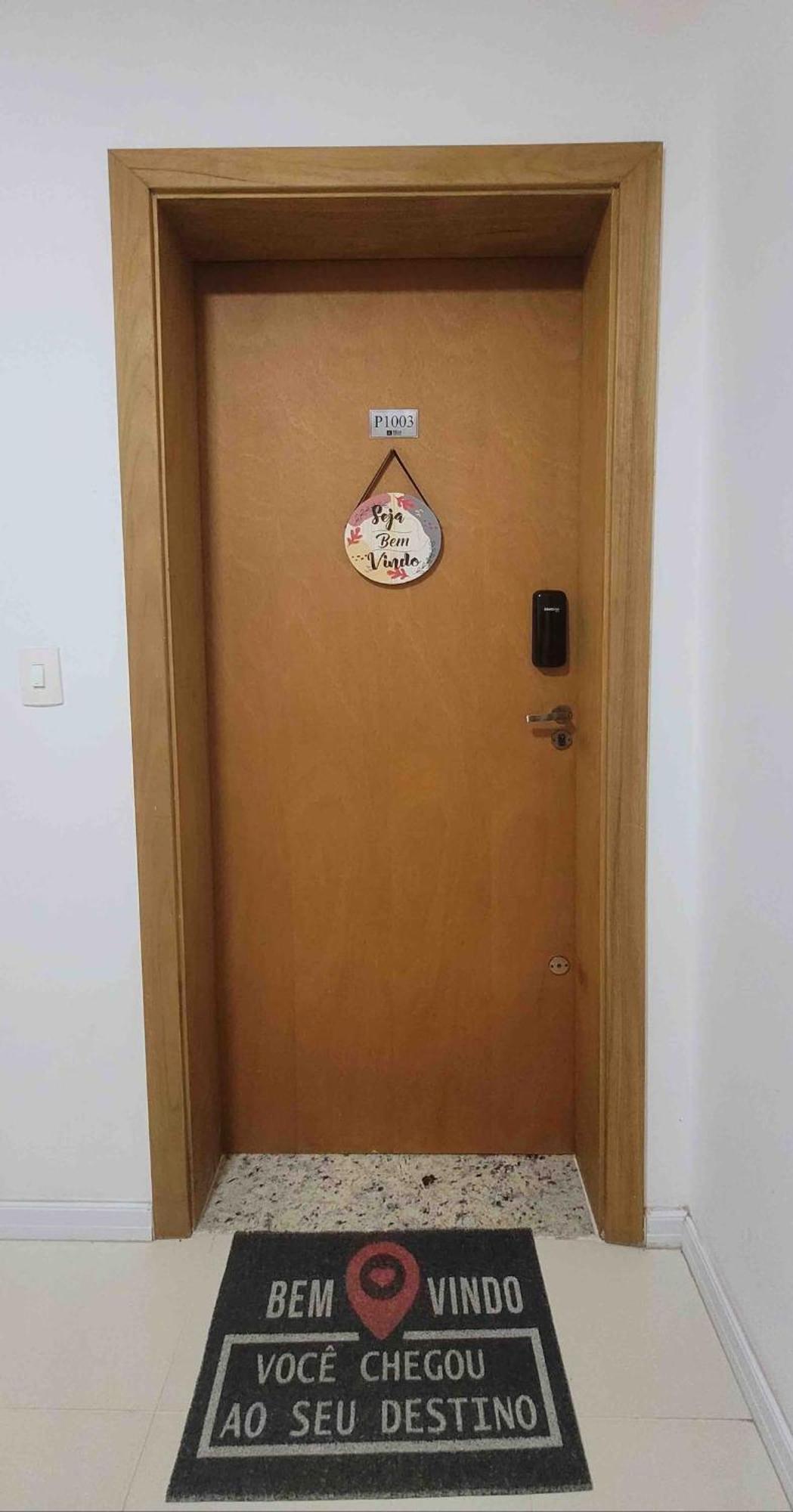 Grande Apt No Centro C/ Cozinha Completa Varanda Pocos de Caldas Ngoại thất bức ảnh