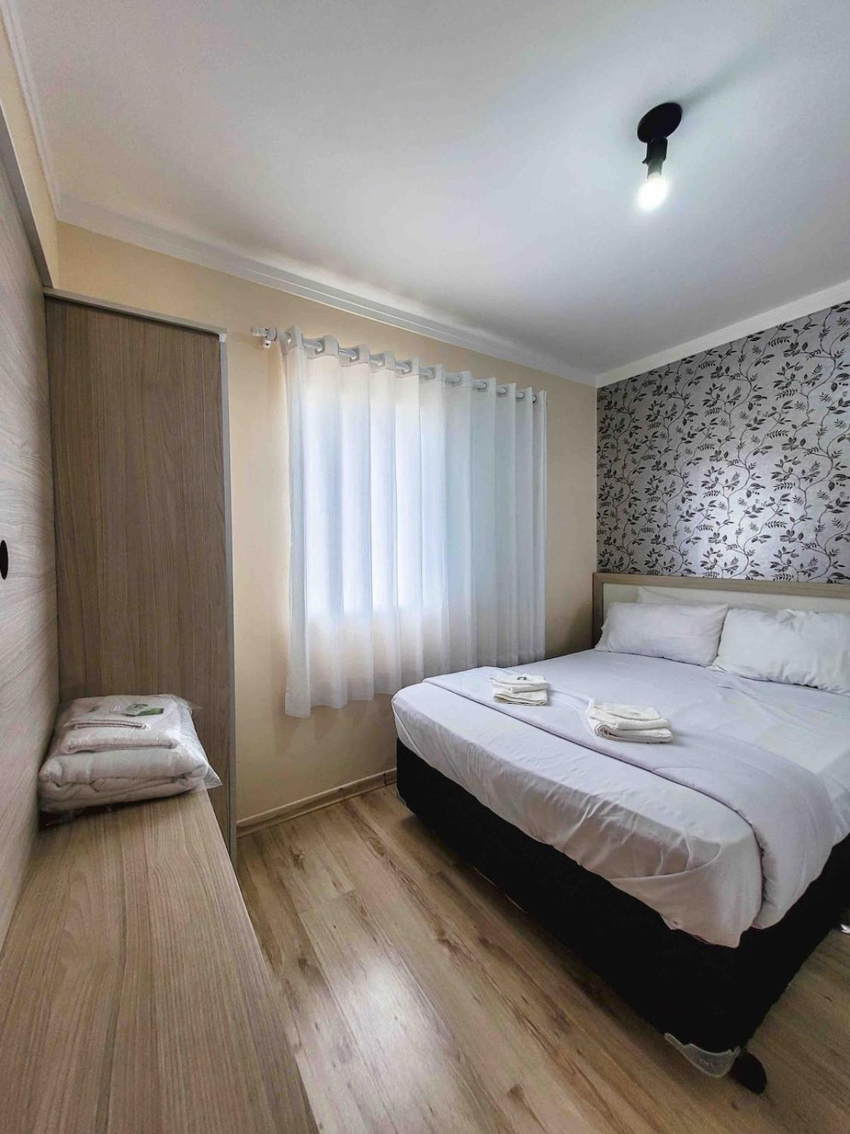 Grande Apt No Centro C/ Cozinha Completa Varanda Pocos de Caldas Ngoại thất bức ảnh